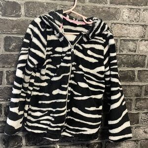 H & M faux shearling kids zebra jacket size 6 to 8